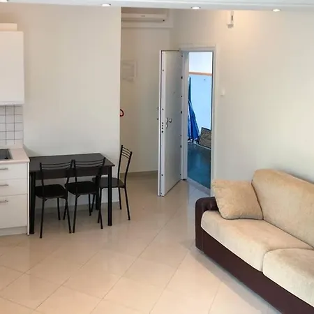 Cozy Studio Near The Beach 1Stfloor Nea Iraklitsa Exterior photo